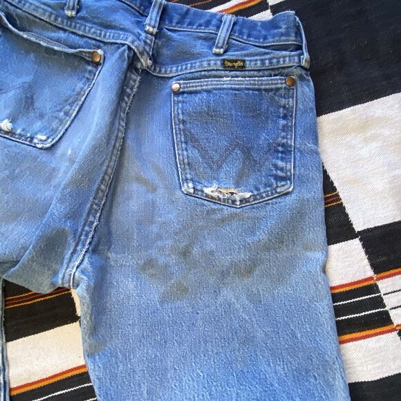 Vintage Wrangler Distressed 100% Cotton Jeans. USA. 31/34. Workwear. Western. - Picture 15 of 15